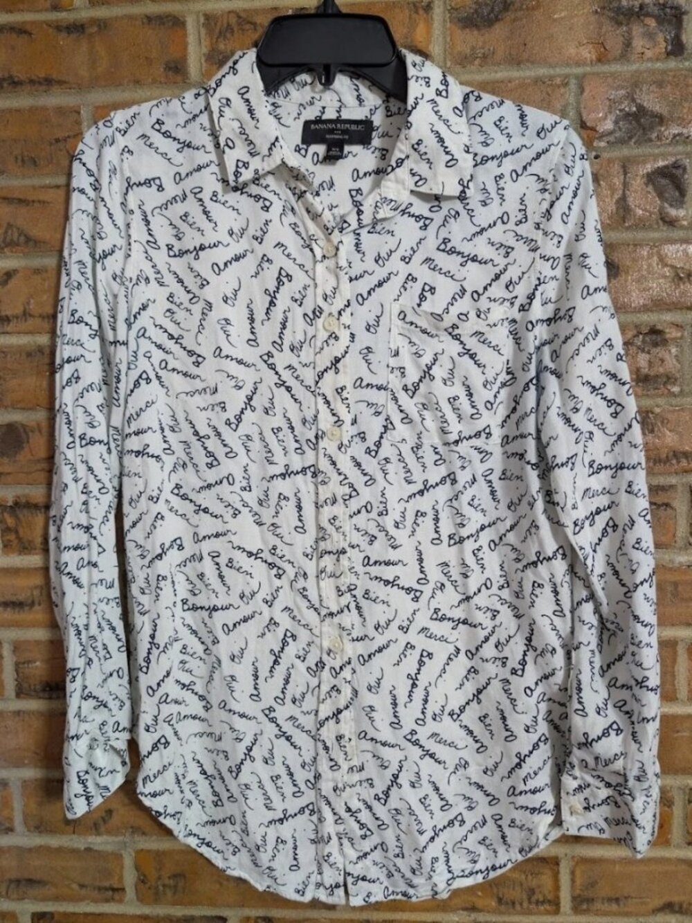 Banana Republic Women’s Long Sleeve Button Down Shirt XS Boyfriend Fit Bonjour